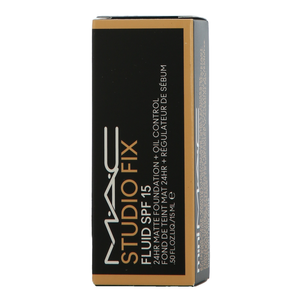 MAC Studio Fix Fluid SPF 15 24H Matte Foundation NC20 15ml